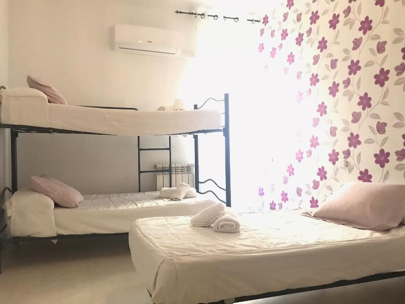 Hostal La Estrella Madryt Zewnętrze zdjęcie